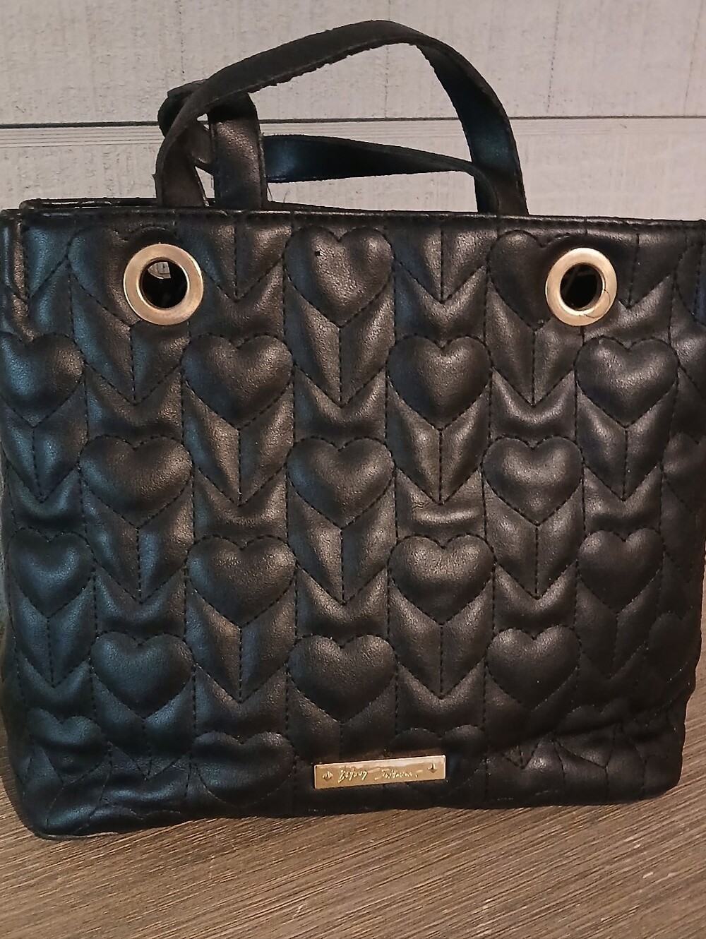 Betsey Johnson Black Quilted Heart Faux Leather HandBag  FF#451